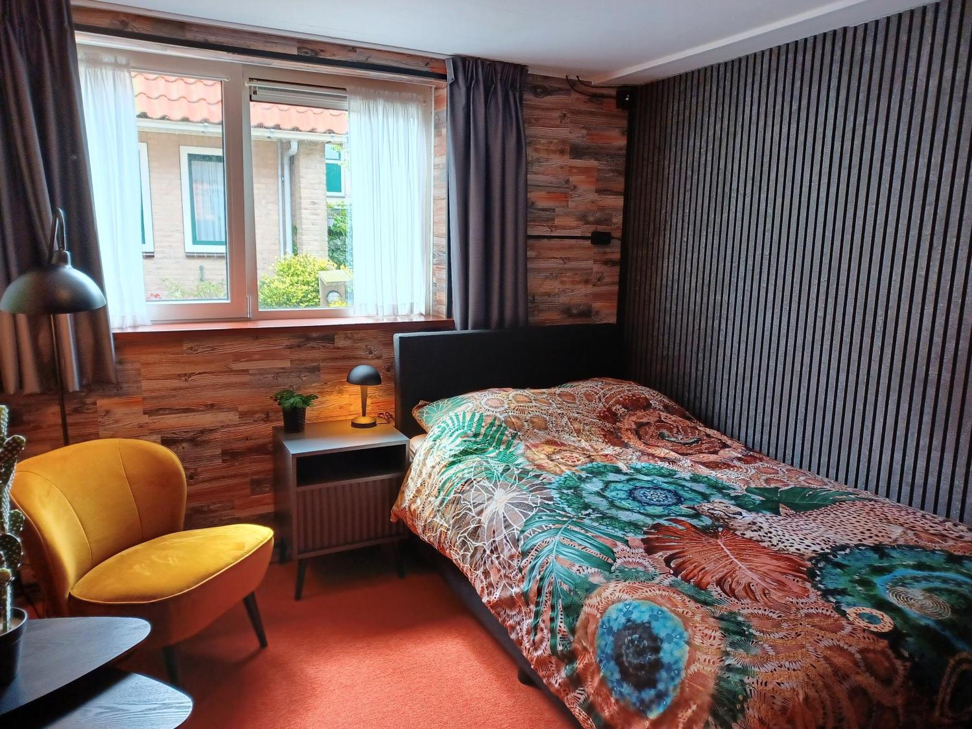 Dichtbijzee Hotel